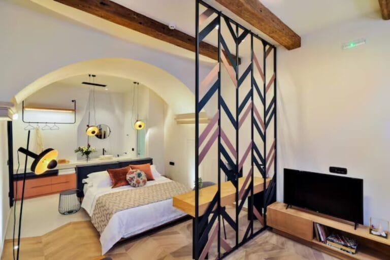 Neorion Living Ground Floor